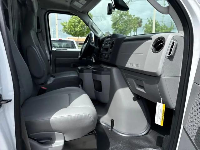 2026 Ford E-350 Cutaway E-Series Cutaway