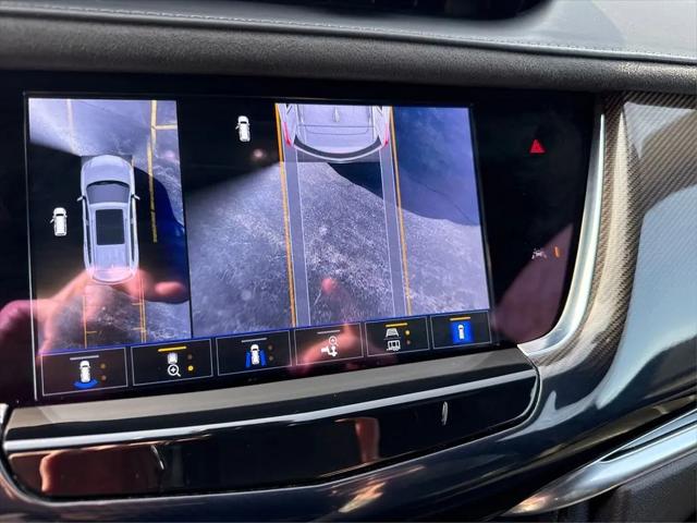 2023 Cadillac XT6 Sport