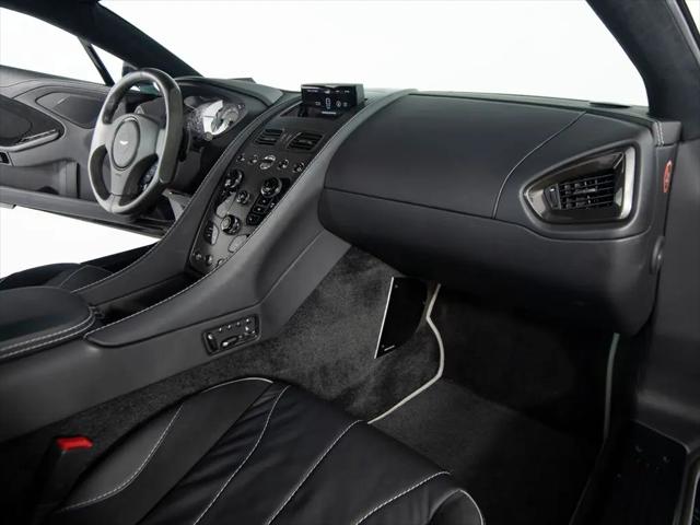 2015 Aston Martin Vanquish Standard