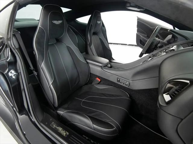 2015 Aston Martin Vanquish Standard