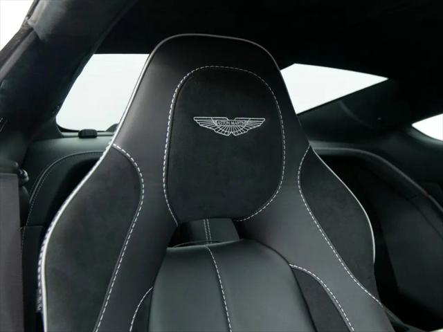 2015 Aston Martin Vanquish Standard