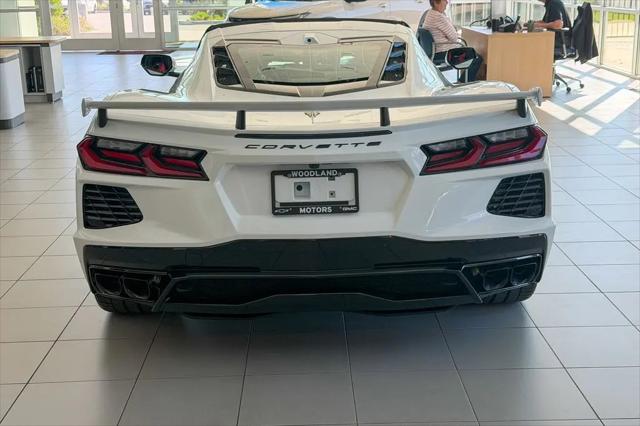 2026 Chevrolet Corvette Stingray Coupe, 2LT, RWD