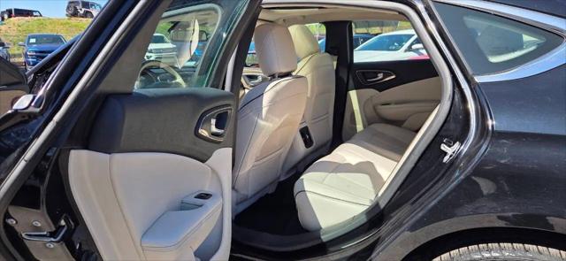 2015 Chrysler 200 C