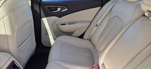 2015 Chrysler 200 C