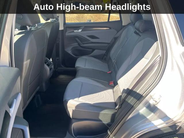 2025 Volkswagen Tiguan 2.0T SE