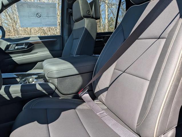 2026 Chevrolet Tahoe 4WD Premier