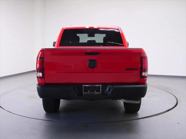 2024 Ram 1500 Classic Warlock Crew Cab 4x4 5'7" Box