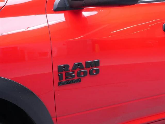 2024 Ram 1500 Classic Warlock Crew Cab 4x4 5'7" Box