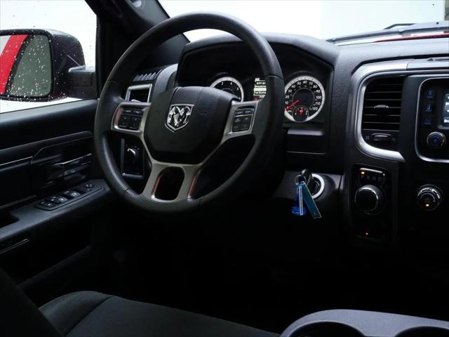 2024 Ram 1500 Classic Warlock Crew Cab 4x4 5'7" Box