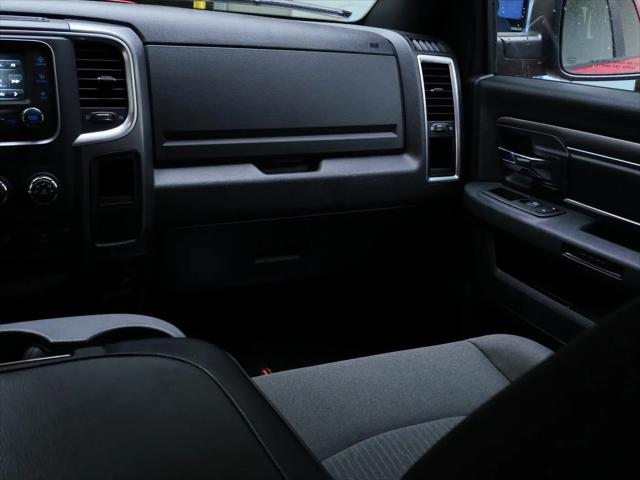 2024 Ram 1500 Classic Warlock Crew Cab 4x4 5'7" Box