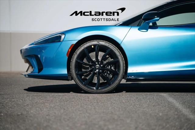 2025 McLaren GT Performance
