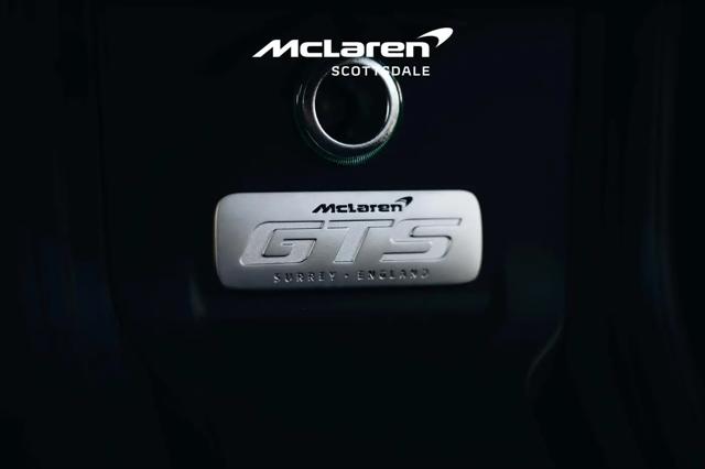 2025 McLaren GT Performance