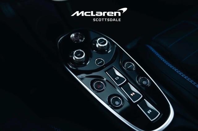 2025 McLaren GT Performance