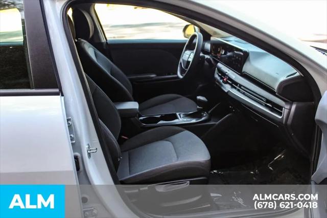 2025 Kia K4 LXS