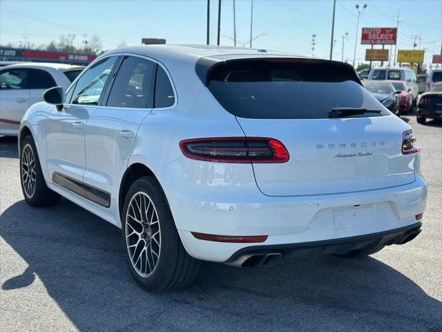 2015 Porsche Macan Turbo