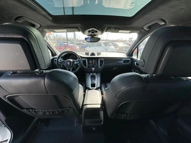 2015 Porsche Macan Turbo