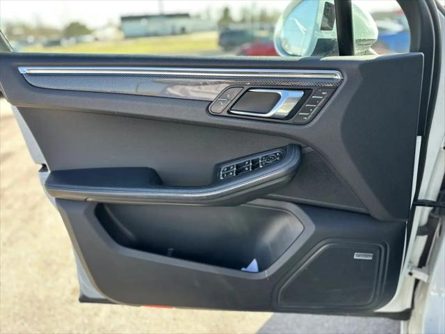 2015 Porsche Macan Turbo
