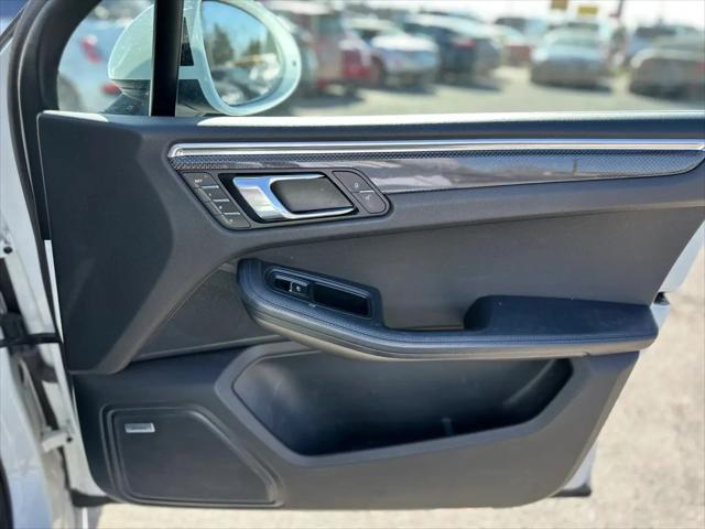 2015 Porsche Macan Turbo