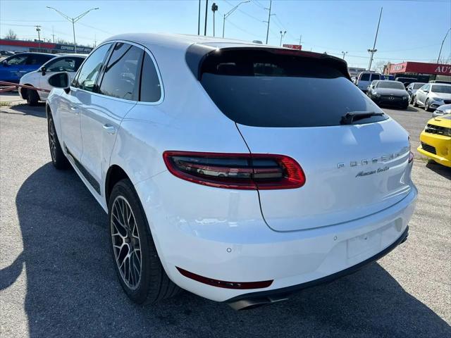 2015 Porsche Macan Turbo