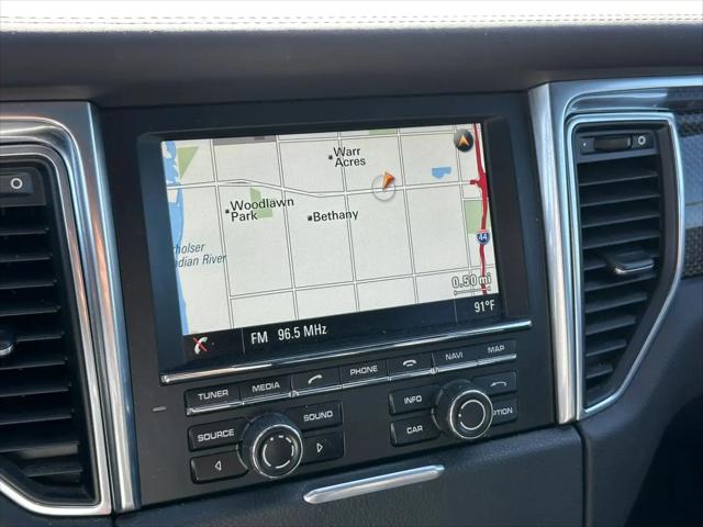 2015 Porsche Macan Turbo