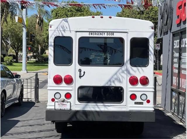 2012 Chevrolet Express Cutaway Work Van