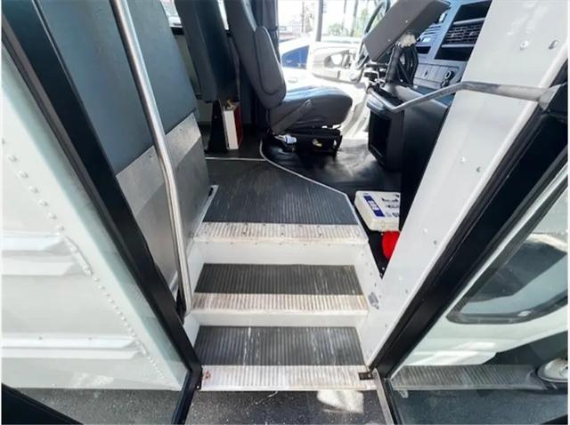 2012 Chevrolet Express Cutaway Work Van
