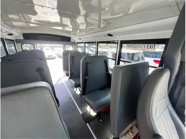 2012 Chevrolet Express Cutaway Work Van