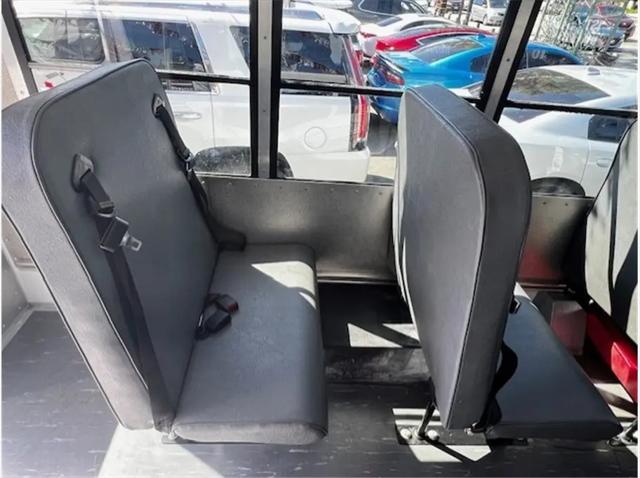 2012 Chevrolet Express Cutaway Work Van