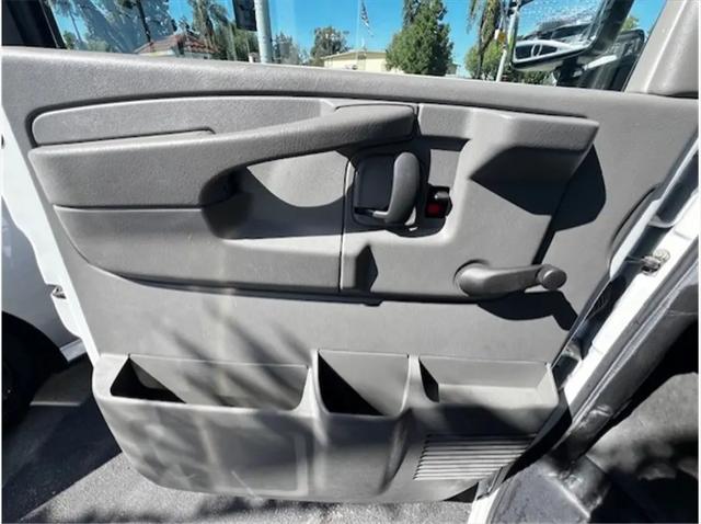 2012 Chevrolet Express Cutaway Work Van
