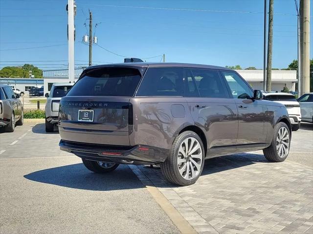 2026 Land Rover Range Rover P400 SE 7 Seat