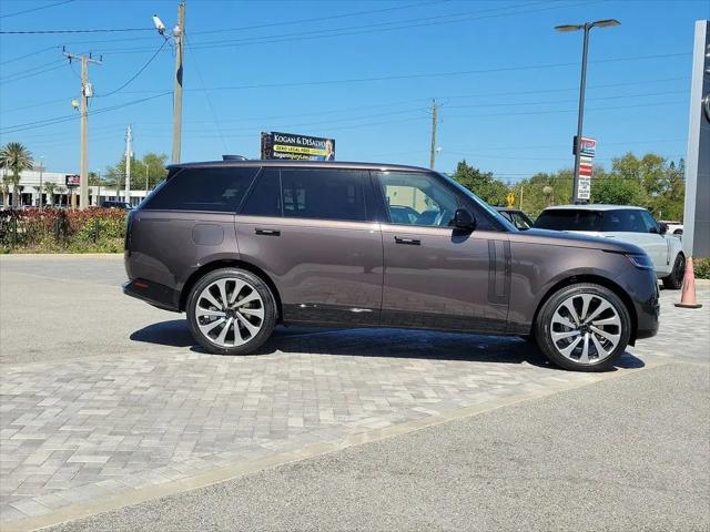 2026 Land Rover Range Rover P400 SE 7 Seat