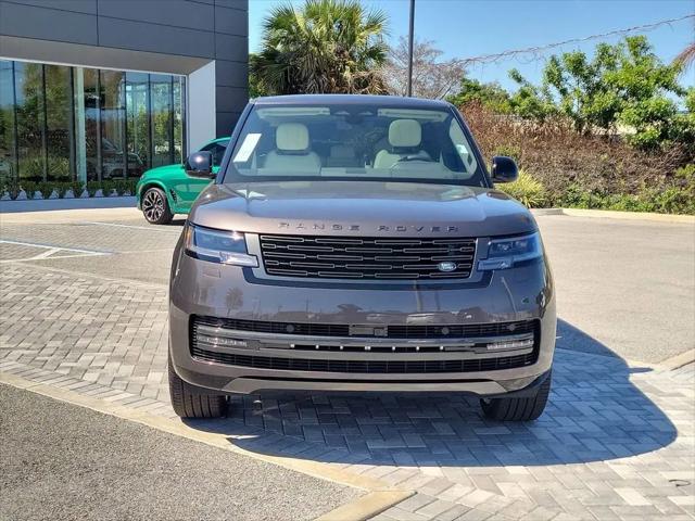 2026 Land Rover Range Rover P400 SE 7 Seat