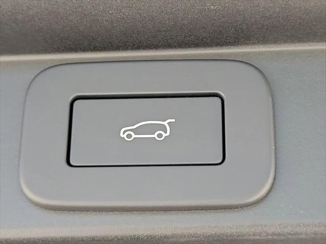 2026 Land Rover Range Rover P400 SE 7 Seat
