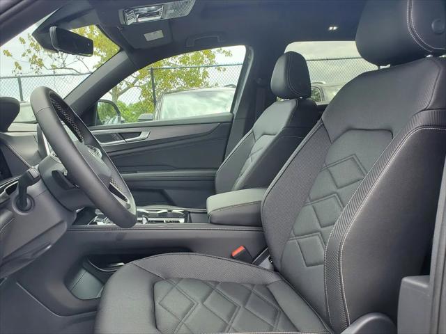 2026 Volkswagen Atlas Cross Sport SE with Technology