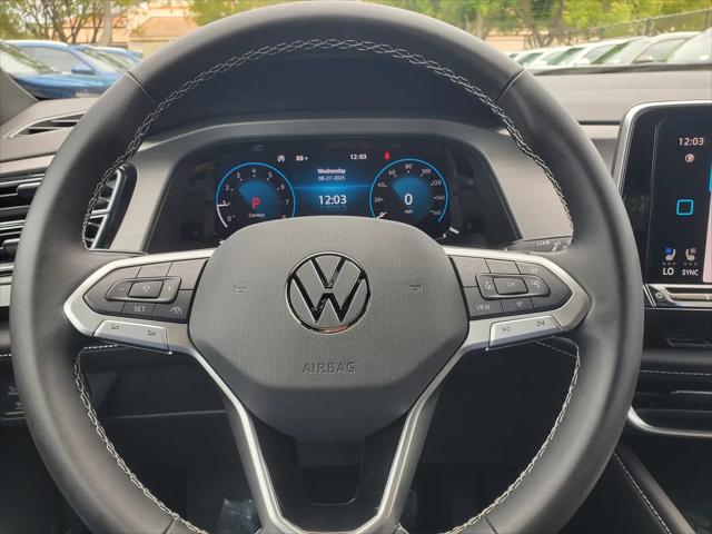 2026 Volkswagen Atlas Cross Sport SE with Technology