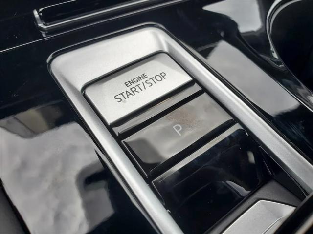2026 Volkswagen Atlas Cross Sport SE with Technology