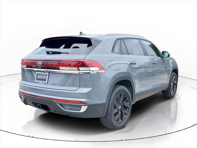 2026 Volkswagen Atlas Cross Sport SE with Technology