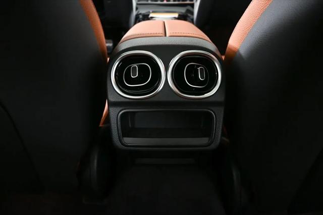 2026 Mercedes-Benz C-CLASS C 300 C 300
