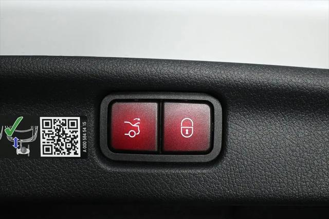 2026 Mercedes-Benz C-CLASS C 300 C 300
