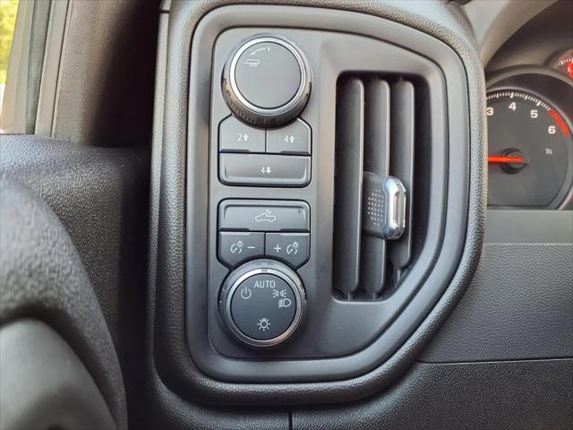 2024 Chevrolet Silverado 2500HD 4WD Double Cab Standard Bed Custom