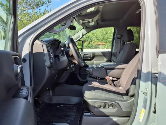 2024 Chevrolet Silverado 2500HD 4WD Double Cab Standard Bed Custom