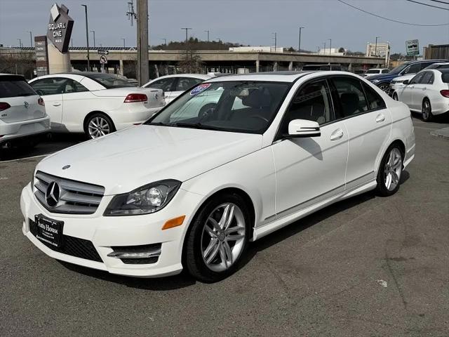 2013 Mercedes-Benz C-CLASS C 300 Luxury 4MATIC