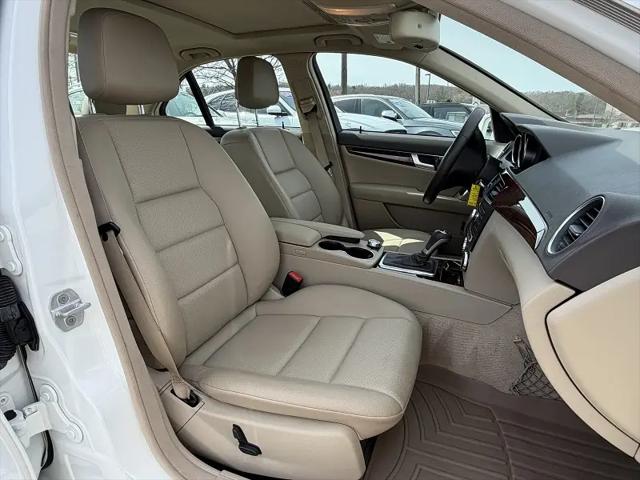 2013 Mercedes-Benz C-CLASS C 300 Luxury 4MATIC