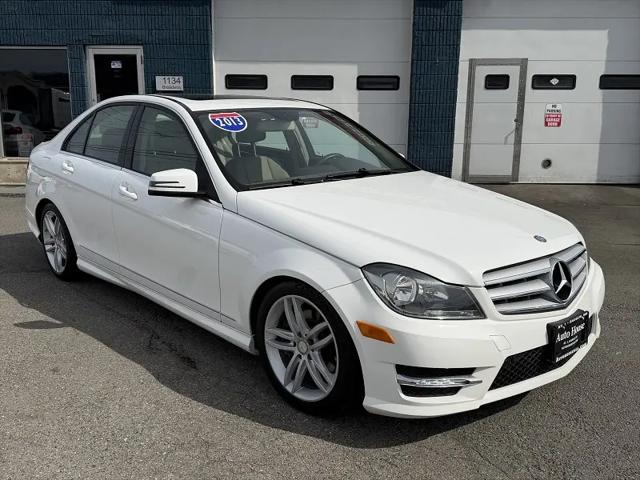 2013 Mercedes-Benz C-CLASS C 300 Luxury 4MATIC