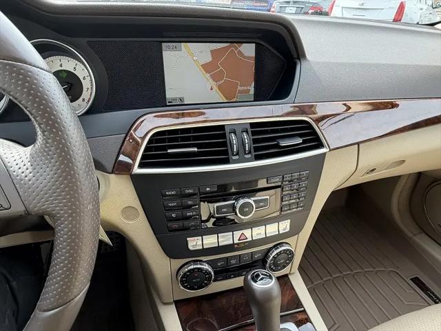 2013 Mercedes-Benz C-CLASS C 300 Luxury 4MATIC