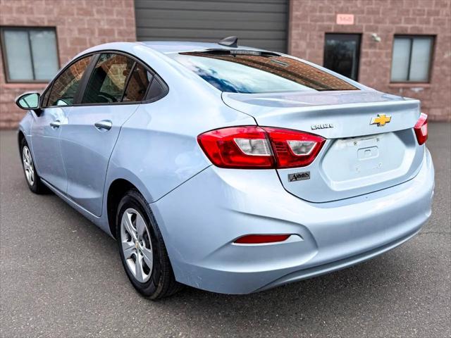 2017 Chevrolet Cruze LS Auto