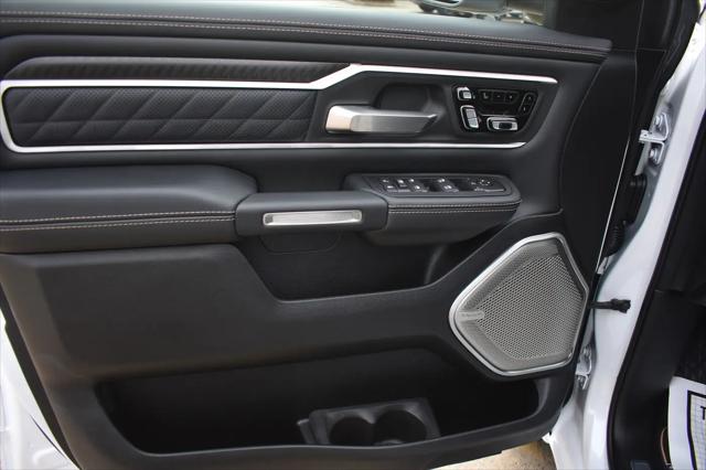 2026 Ram 1500 Tungsten Crew Cab 4x4 5'7" Box