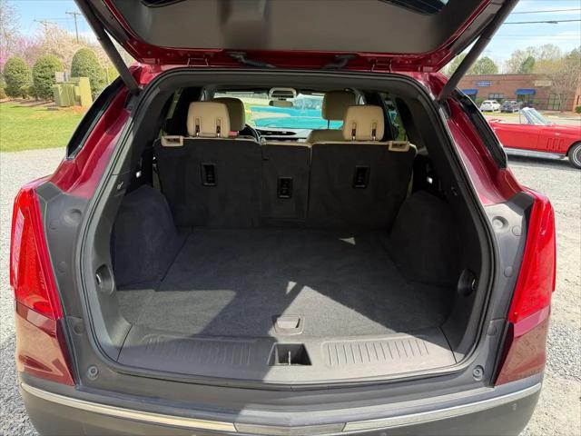 2017 Cadillac XT5 Standard