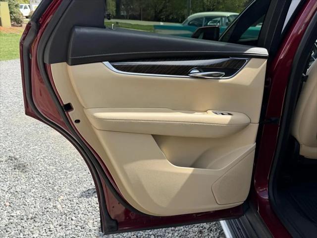 2017 Cadillac XT5 Standard