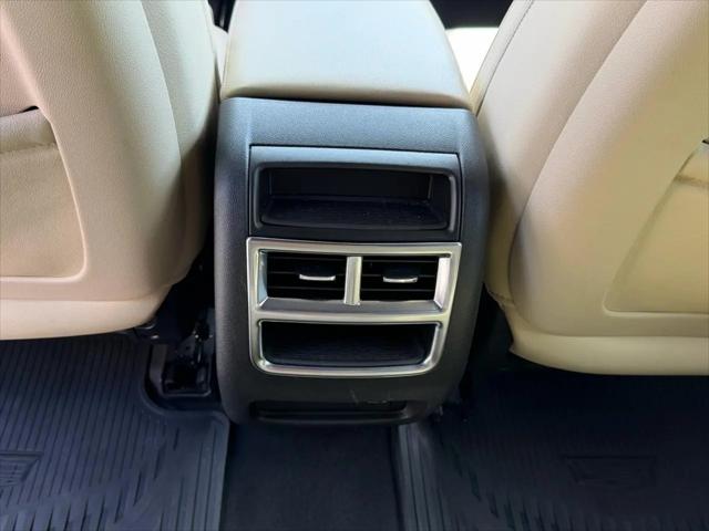 2017 Cadillac XT5 Standard